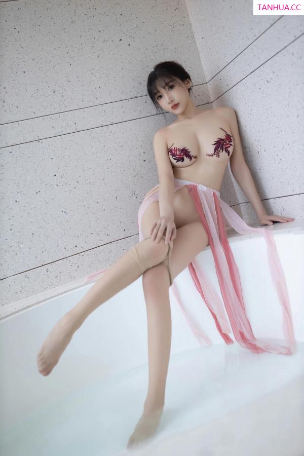 陆萱萱  [XiuRen]高清写真图 2024.08.01 No.8954 陆萱萱 长裙美腿第60张图片